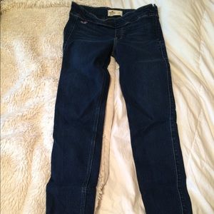 Hollister stretch dark denim  jeggings