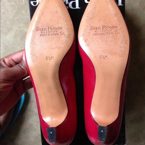NWOT Click Evan-Picone Heels - Picture 3 of 4