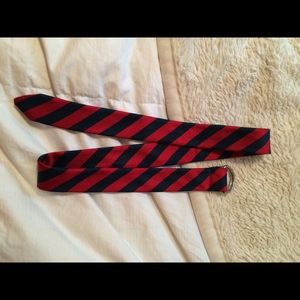 Tie belt navy and red
