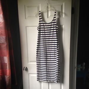 Nice knee length maxi dress