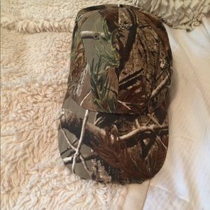 Camo three light option hat