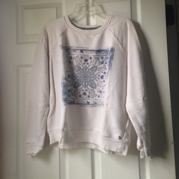 Nice American eagle sweater!!