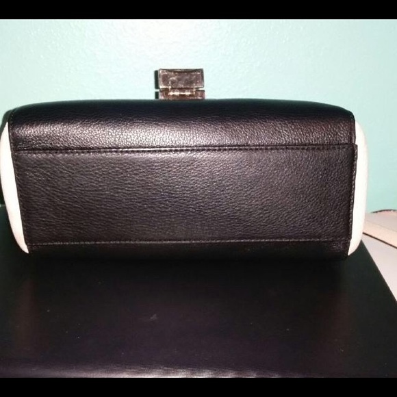 Kate Spade Purse - Picture 3 of 4