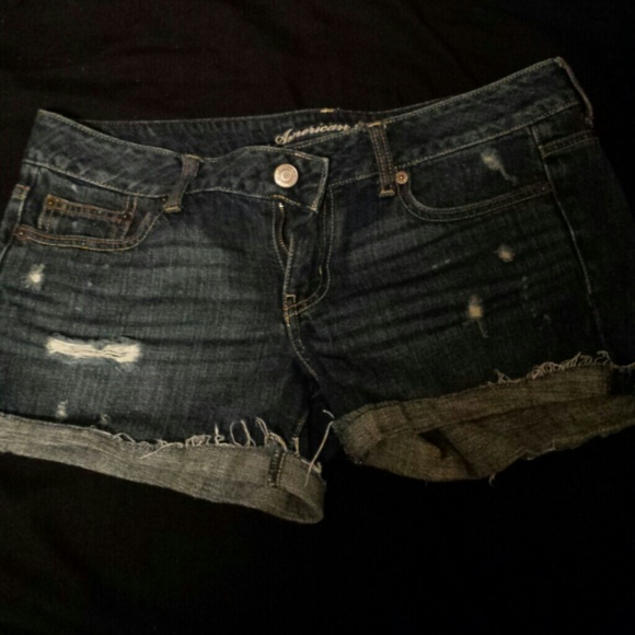 *SOLD* American Eagle shorts