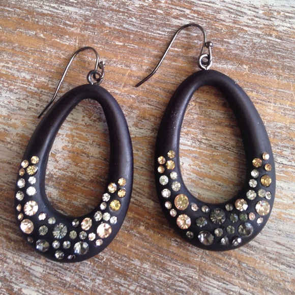 ✂️Price Cut!!'✂️ Elle Crystal Jewelry Set - Picture 3 of 4