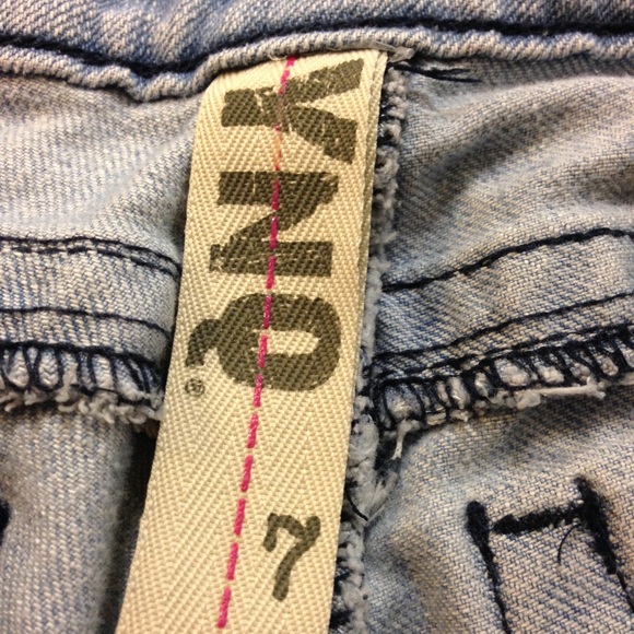 Jeans - - Picture 2 of 3