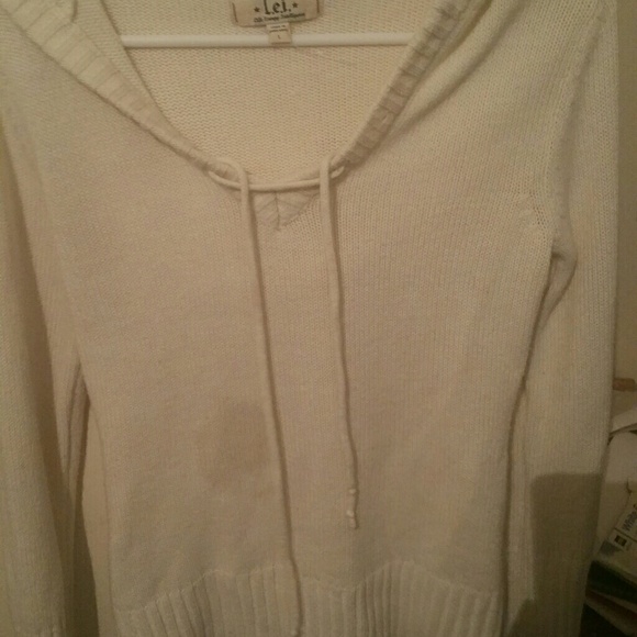 Off white sweater