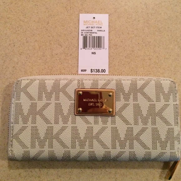 Michael Kors wallet