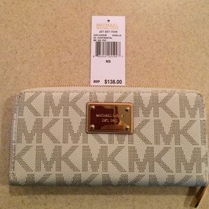 Michael Kors wallet