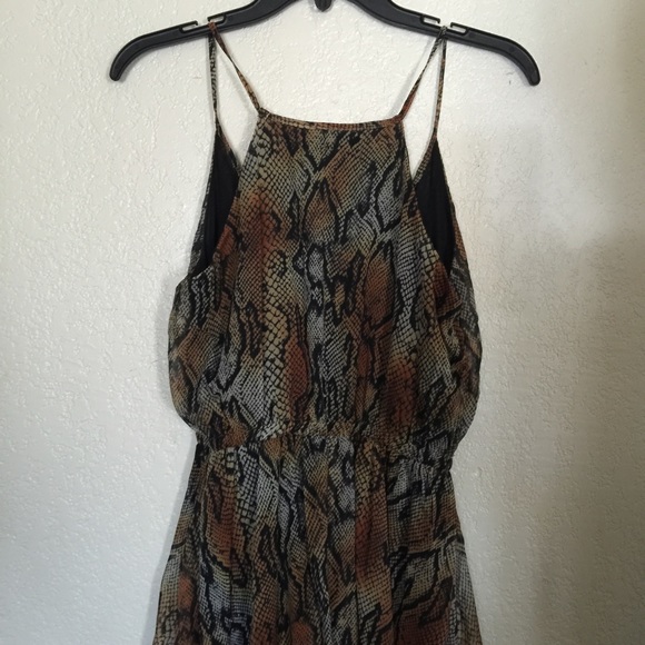 ❌SOLD❌Love culture Dress - Picture 4 of 4