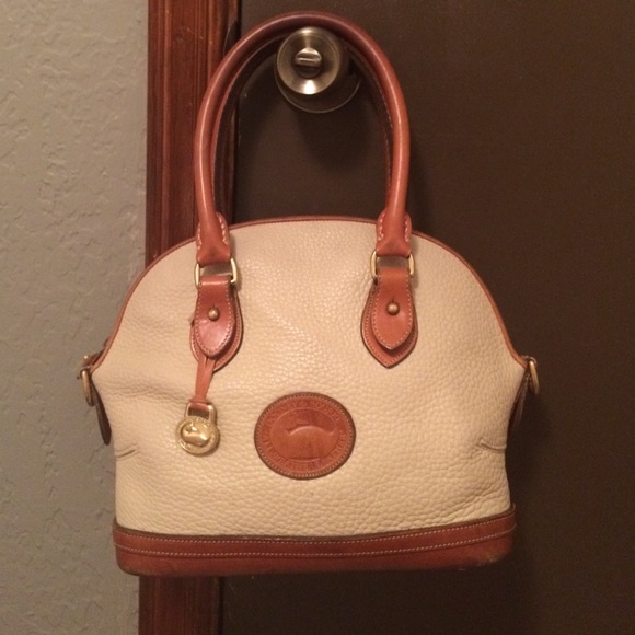 Dooney & Bourke purse
