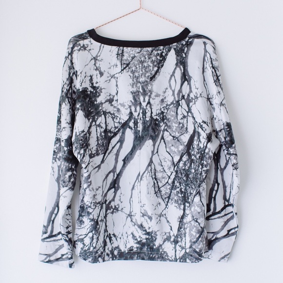 Trouvé Black Grey Top - Picture 3 of 4