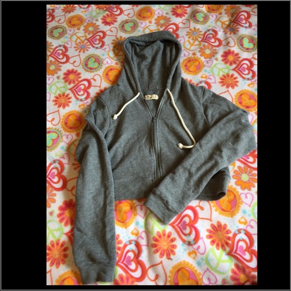 Sweater - Picture 1 of 1