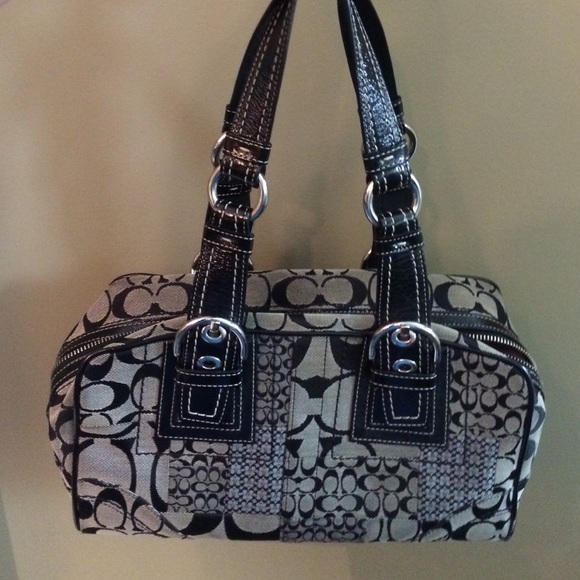 Authentic Coach Purse!!