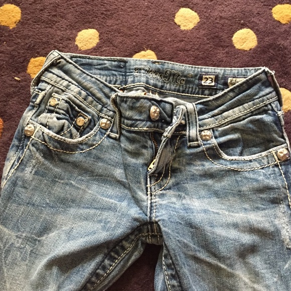 SOLD - Picture 3 of 4