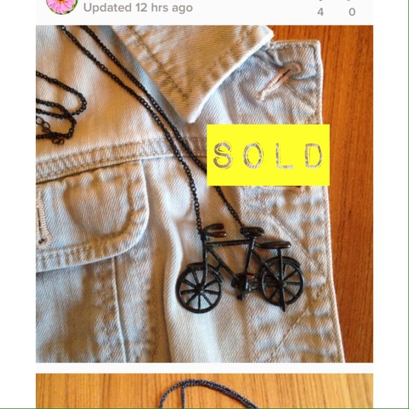 ⚠️sold⚠️Pewter bicycle necklace (chain & pendant)