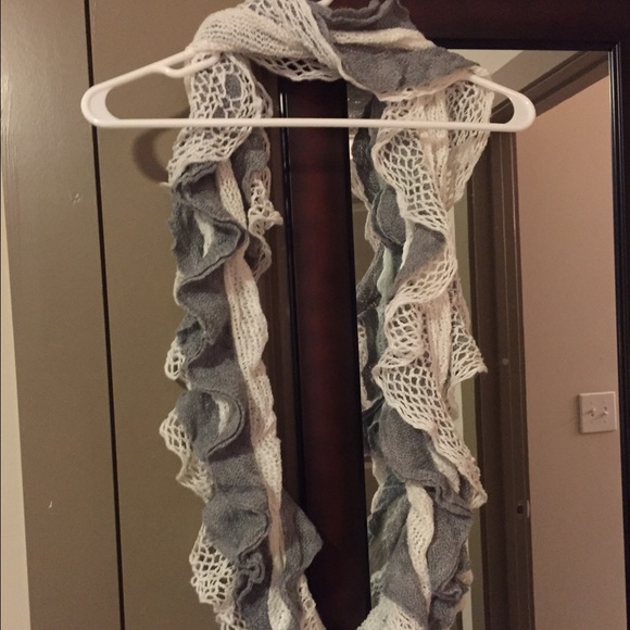 Two infinity scarf bundle - Picture 2 of 2