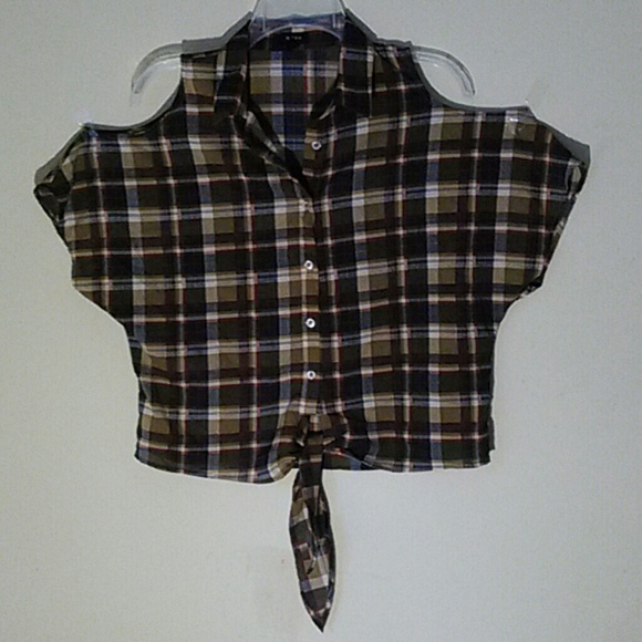 Plaid Top w/cut out shoulders