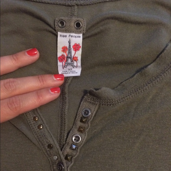 ️Adorable studded Free People top - Picture 3 of 4