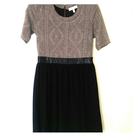 **SOLD** Sweater dress - Picture 1 of 4