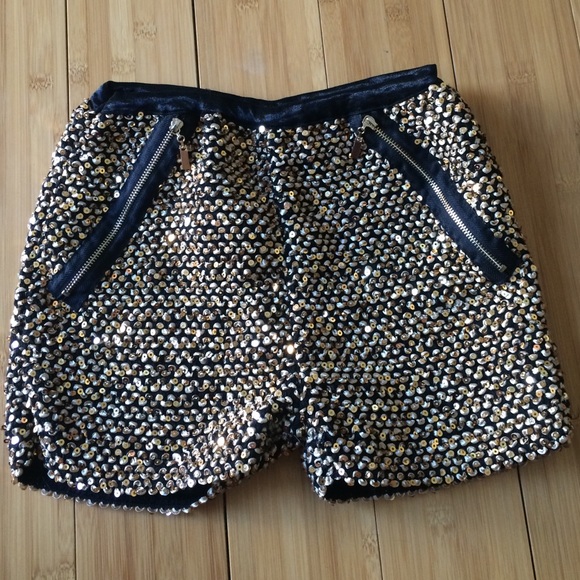 Foreign exchange gold sequence shorts - Picture 1 of 2
