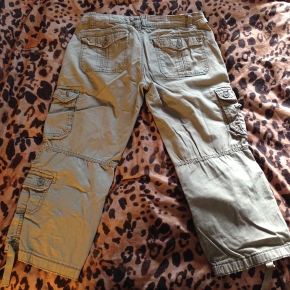 Capris - Picture 2 of 3