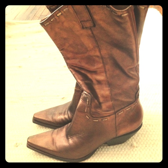 BCBG cowgirl boots