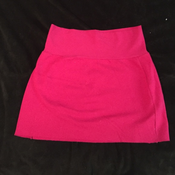Magenta mini skirt