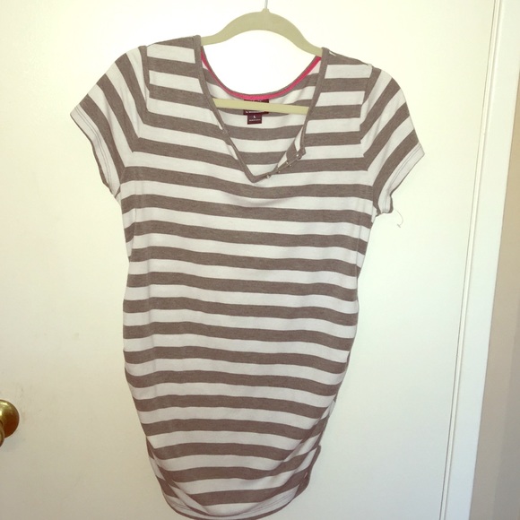 Maternity shirt -Stretchable.