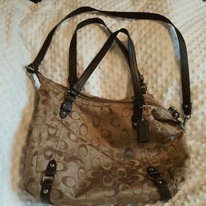 VGUC Coach shoulder tote purse