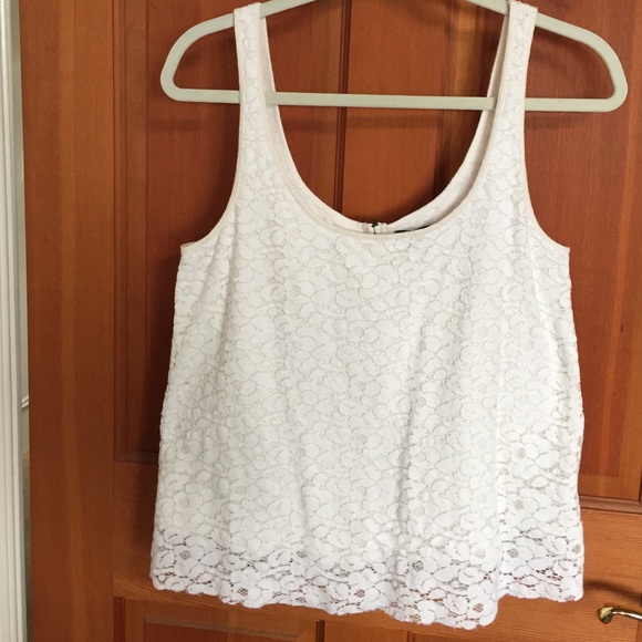 American Eagle Outfitters Tops - Delicate Lace Zip-back Shell
