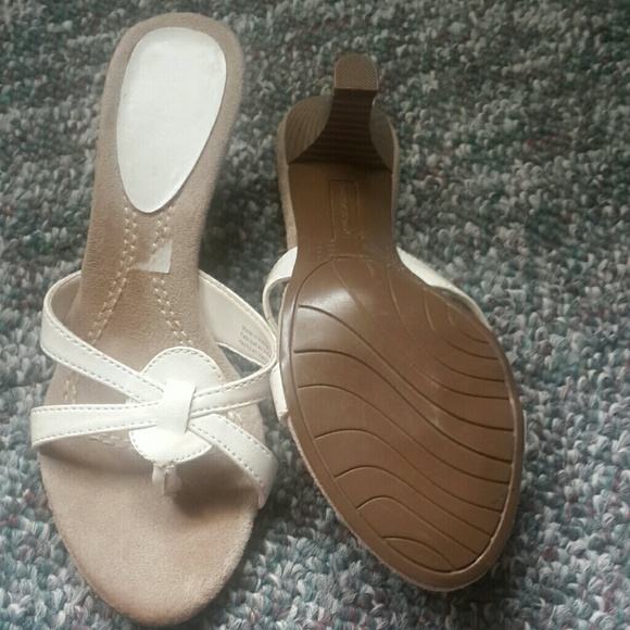Sandals - Picture 2 of 2