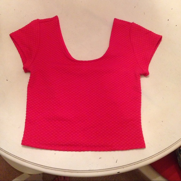 Xhilaration Textured Pink Crop Top