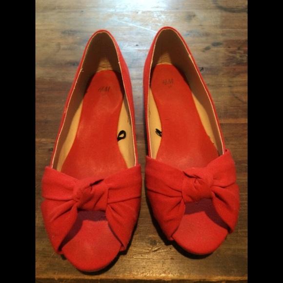 Red peep toe flats
