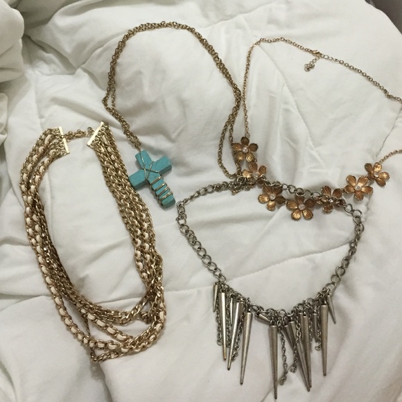 Necklace bundle
