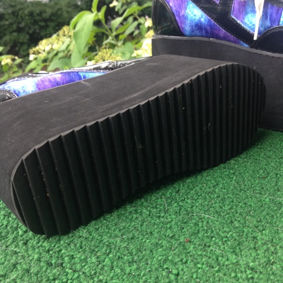 ✨SOLD✨YRU QOZMO Platform Lace up Sneakers - Picture 4 of 4