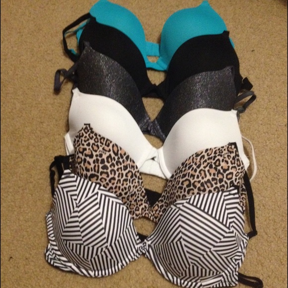 6 Victoria Secret PINK Bras (2/42.50)