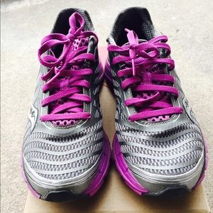 Unworn running sneakers. With original box