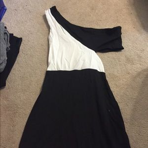 One shoulder dress
