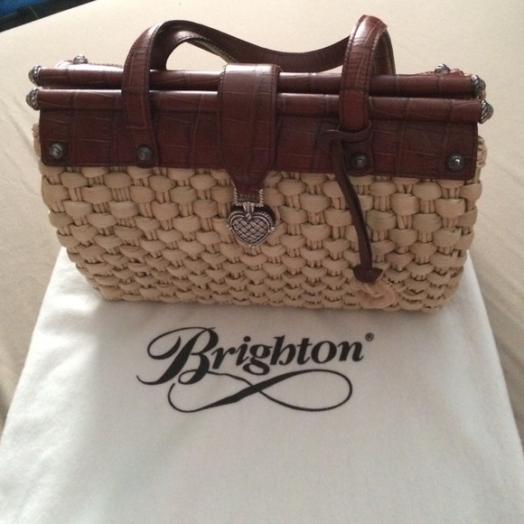 Brighton Handbags - 🔴FINAL Brighton straw & leather croc embossed bag