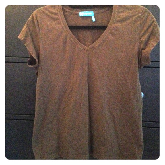 2 Brown Flowy Short Sleeve Tops