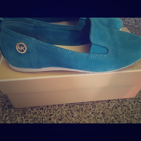 Michael kors merrit slip on