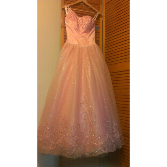 Prom Dress - Picture 4 of 4