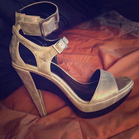 Michael Antonio 7.5 heels . Sexy strappy