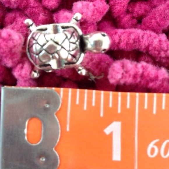 Turtle Charm ❌SOLD❌ - Picture 3 of 4