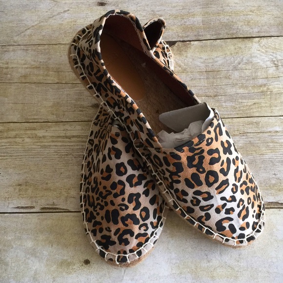 ❌SOLD❌Leopard Lightweight Espadrilles - Picture 2 of 4