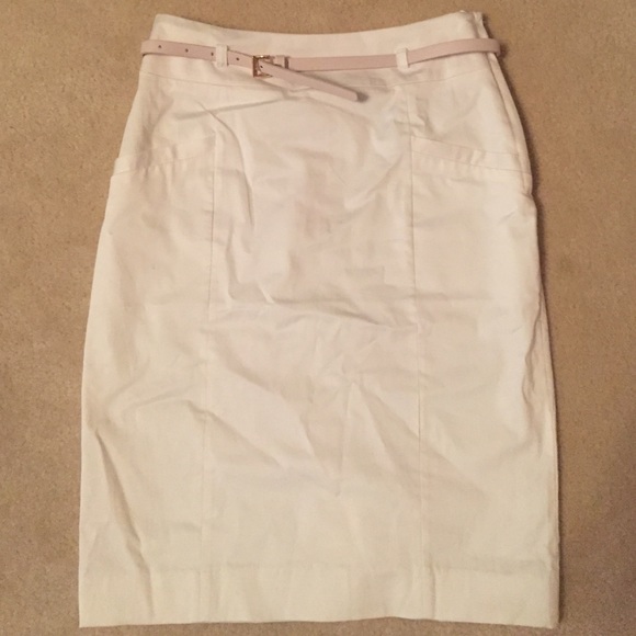 H&M pencil skirt with pink belt