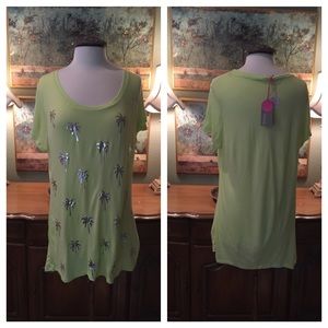Marisota Tops - Lime green short sleeved top Marisota Tops - Lime green short sleeved top
