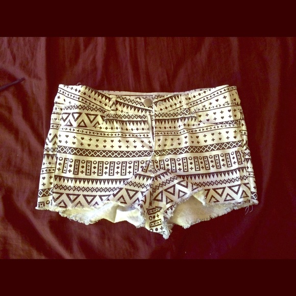white shorts w/ multi-print.