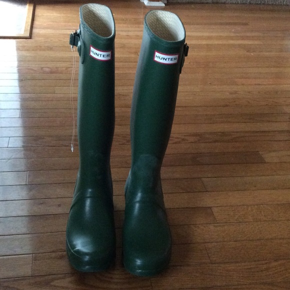 Hunter Shoes - Hunter boots original green NWOT/BOX